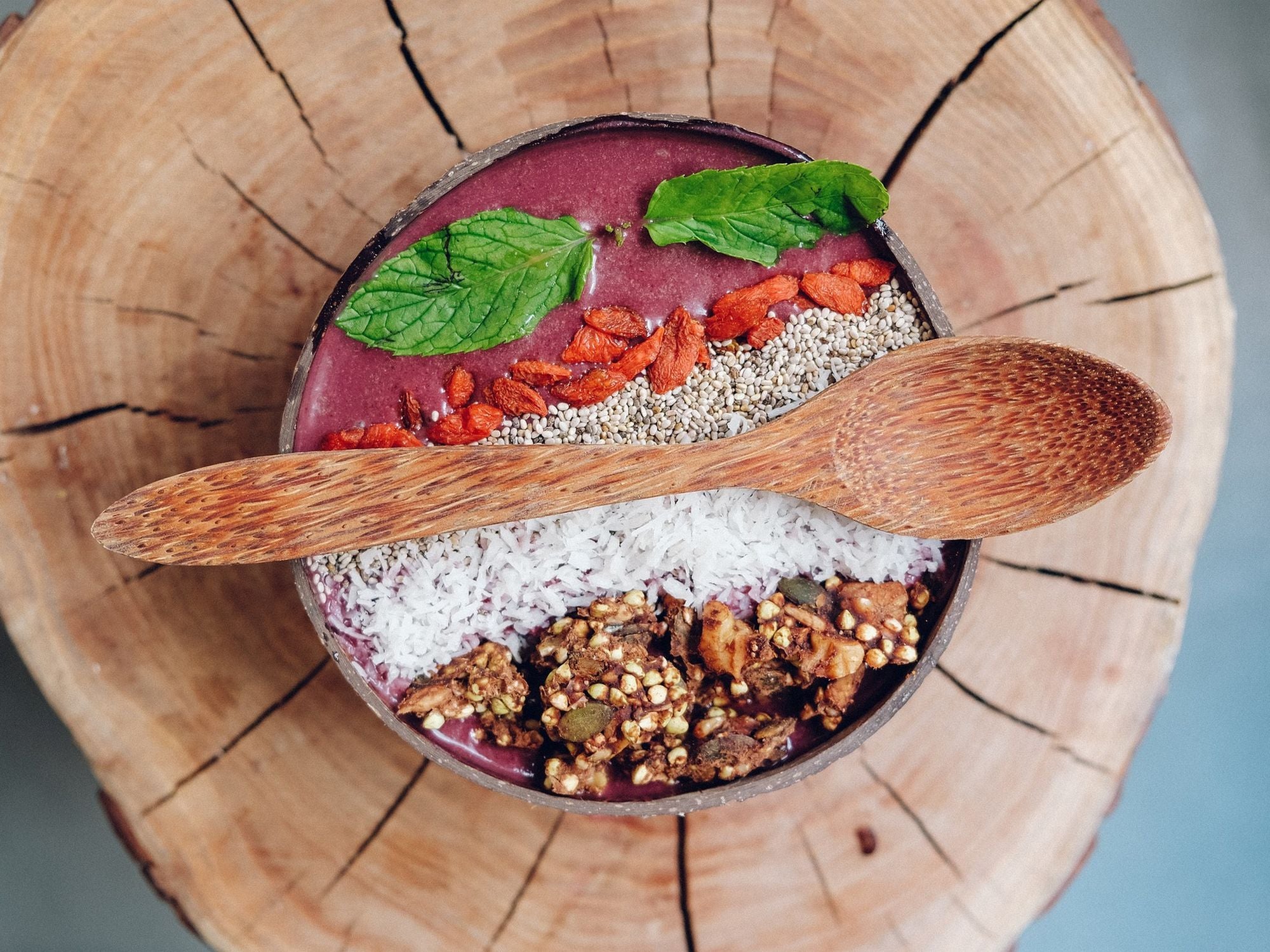 Açai Bowl: la ricetta completa per una colazione ricca e gustosa