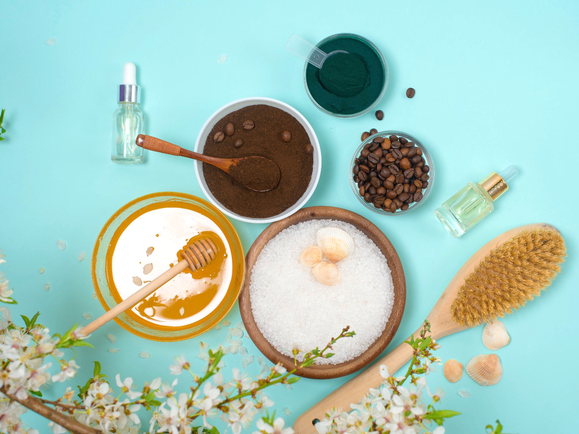 Scrub with Manuka Honey: the natural exfoliant for soft and velvety skin