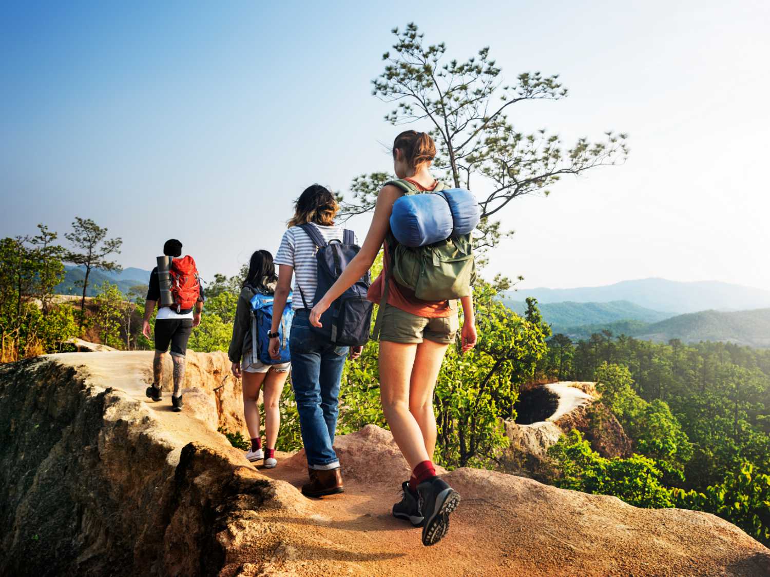 Trekking: why it's good for you and 10 unmissable excursions in Italy