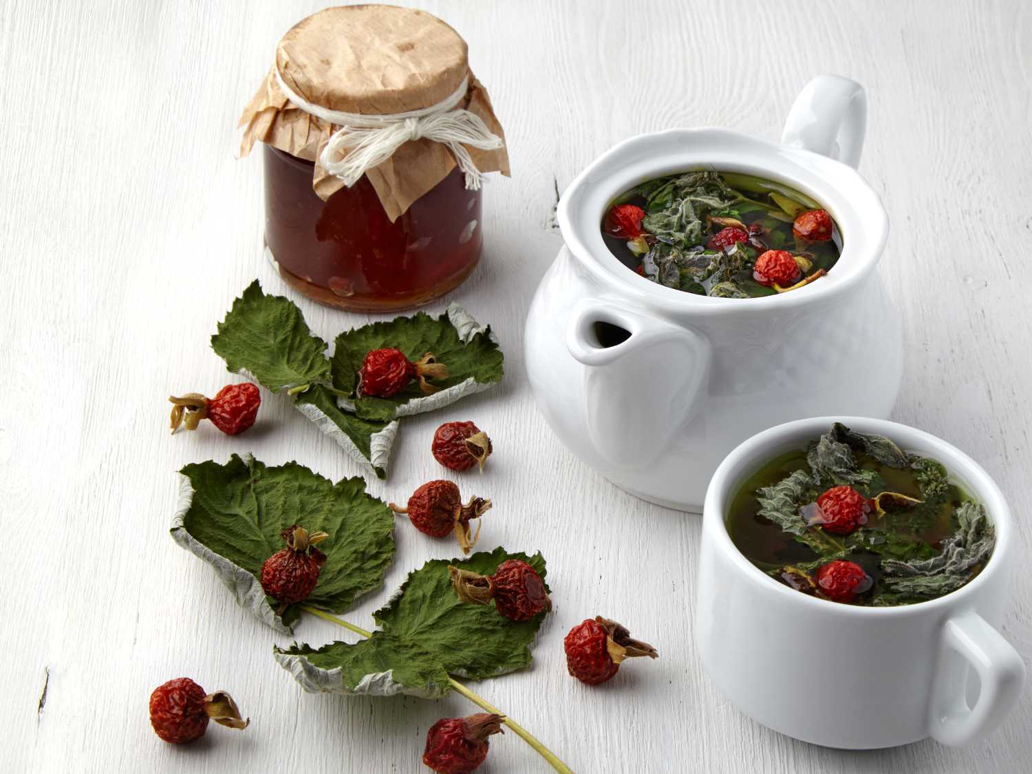 Rosehip jam: how to prepare it at home